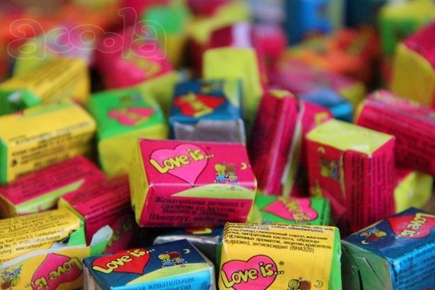 "Love is. ", жевательная резинка "Love is. "