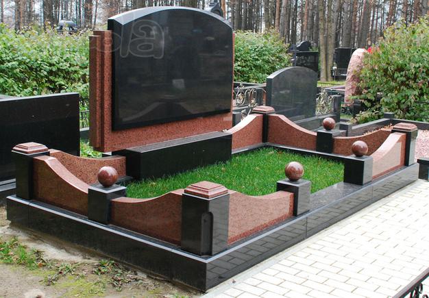 Памятник из гранита