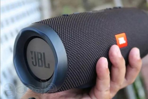 Портативная колонка JBL