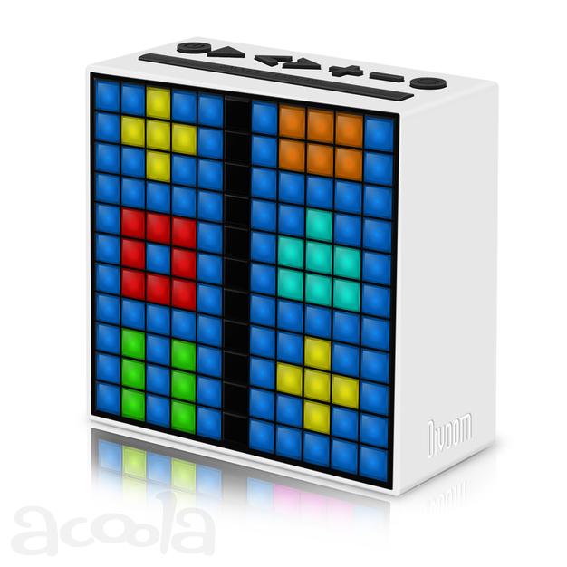 Яркая портативная колонка Divoom TIMEBOX