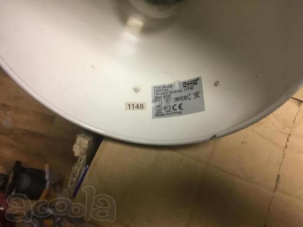 Продаётся настольный светильник