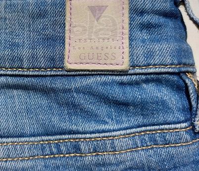 Джинсы женские GUESS
