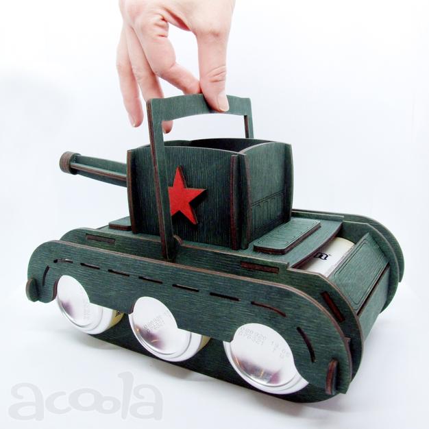Подарочная переноска для баночного п.и.в. а "Танк"