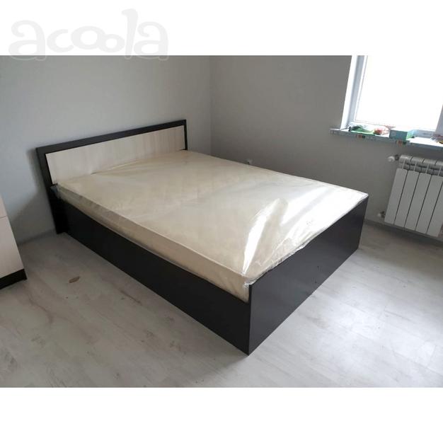 Кровать двуспальная 160х200 с матрасом комфорт